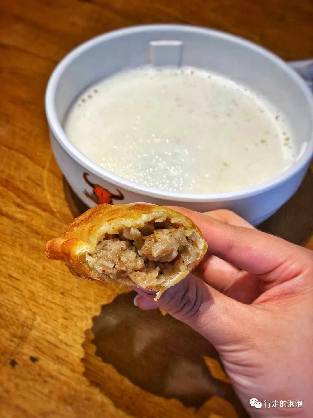 「岳阳攻略」被誉为“湖南夜宵扛把子”的烧烤城，还是小龙虾基地