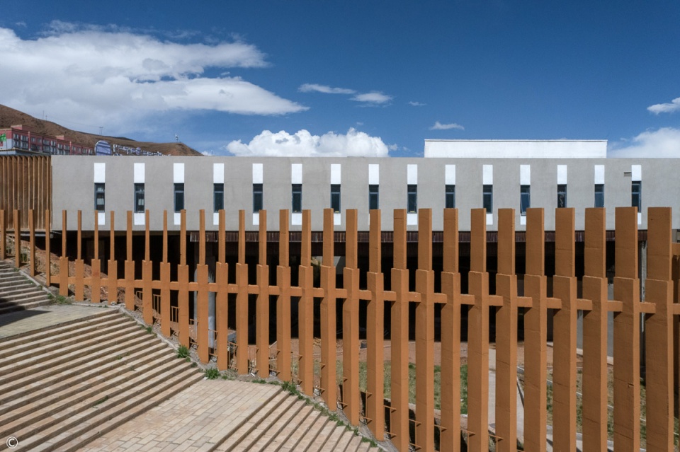 藏医院文化创新,西藏丁青县藏医学院