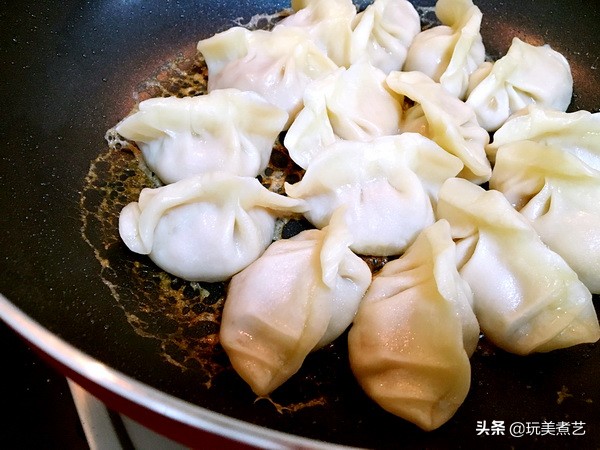 冰花饺子煎法,煎冰花饺子