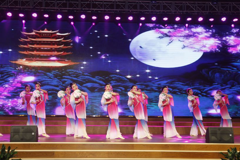 秀兰集团的最新视频,秀兰集团成立22周年庆典视频