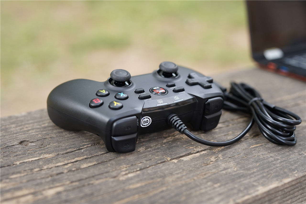 北通蝙蝠4手柄可以调连发频率,北通手柄阿修罗2和蝙蝠4怎么选