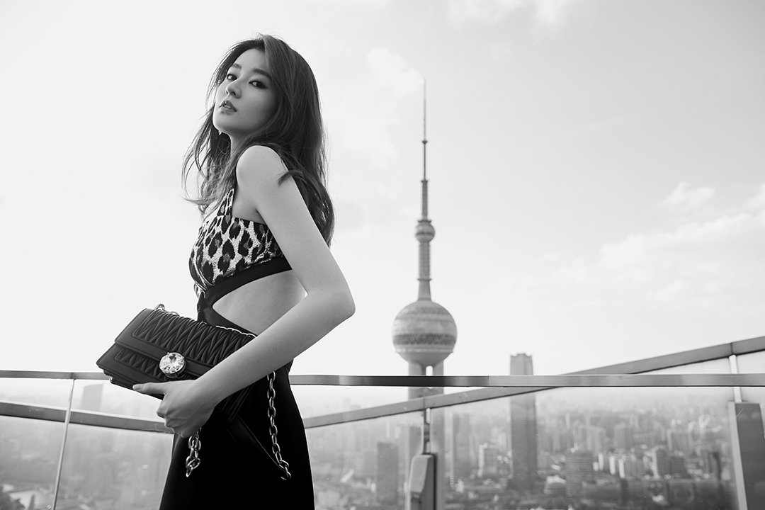 娱乐圈6位当红小花大PK，谁是你心中的最佳MiuMiu少女？