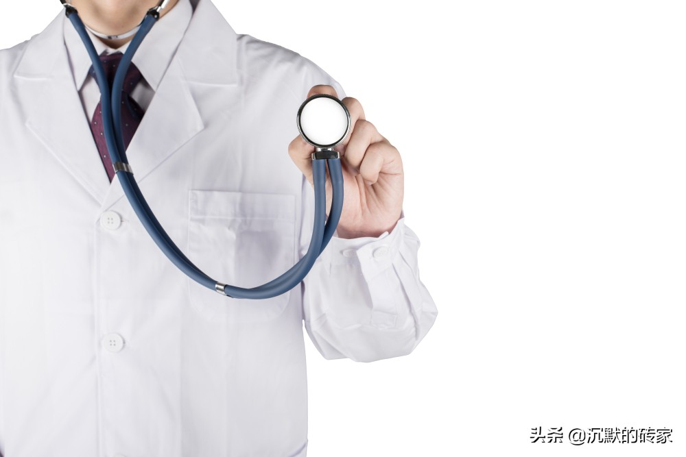 新型肺炎重症患者需要花费多少钱,肺炎呼吸机治疗的费用