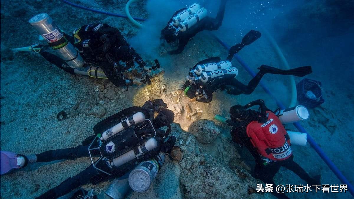 在大海里发现沉船里面有很多宝藏,在海底发现海盗沉船有多开心