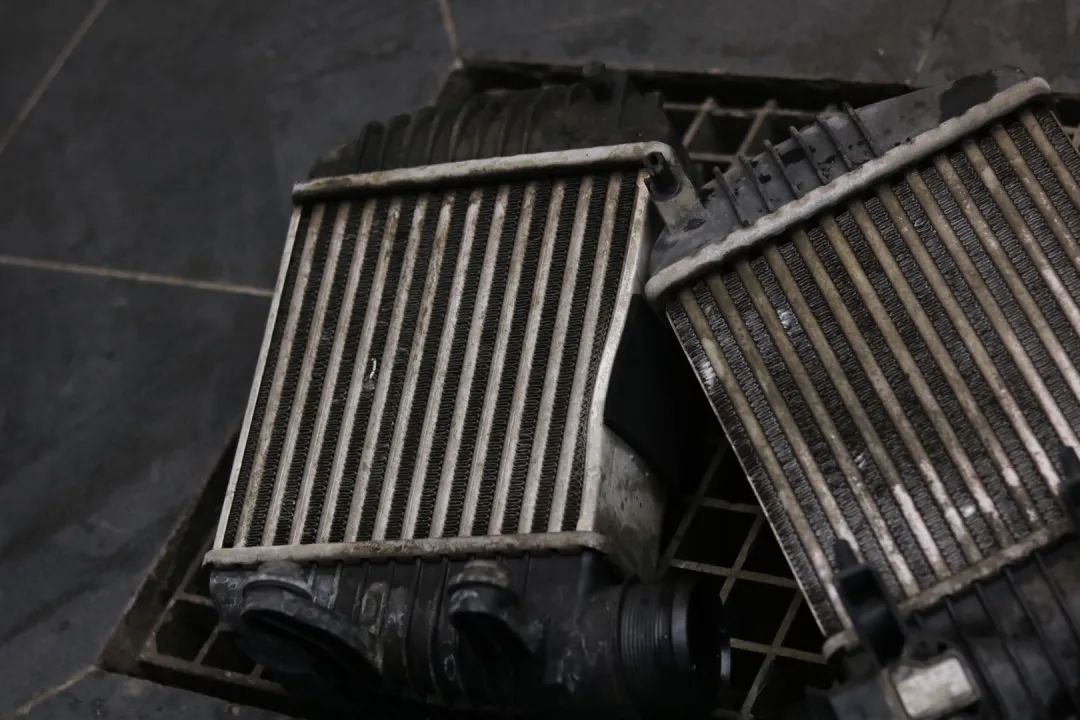 怪兽搞老车：翻新一辆残破生锈的柴油版奥迪A6，翻新后变新车