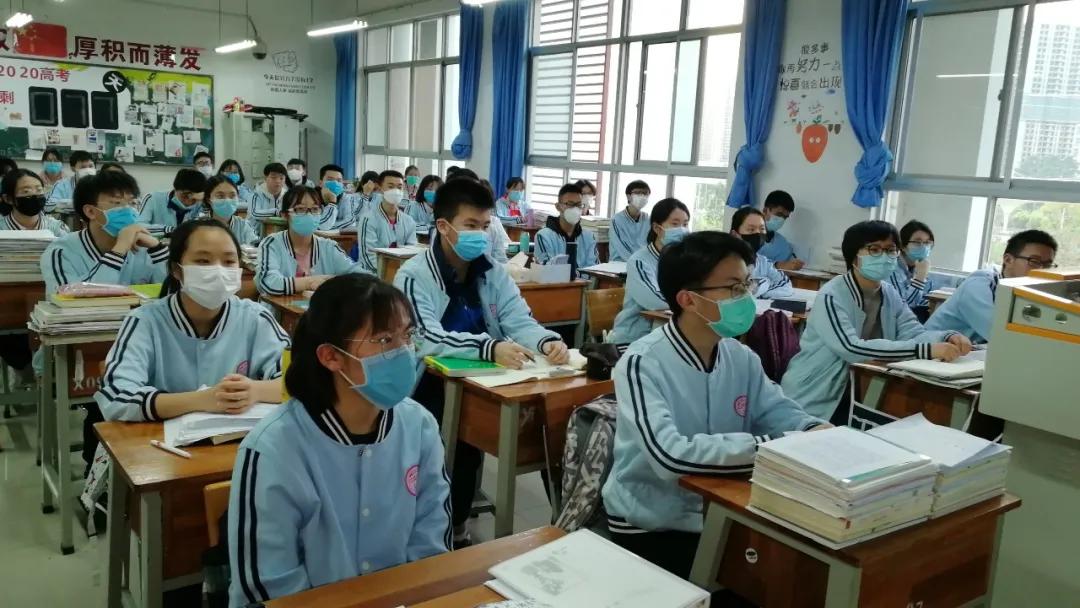 昆明市疫情防控情况学校几号开学,昆明疫情防控消息高中开学