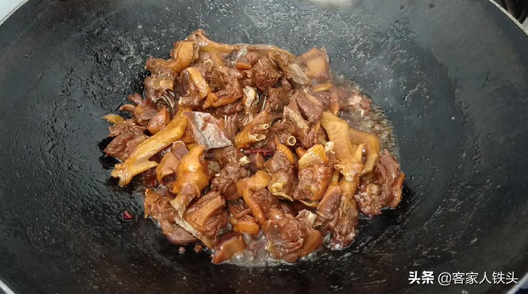 客家田螺香焖鸭,客家南乳焖鸭的食谱
