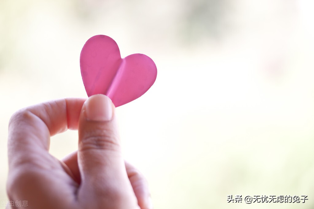 对啊就是嫌你穷才分手的,和你分手就是嫌你穷吗