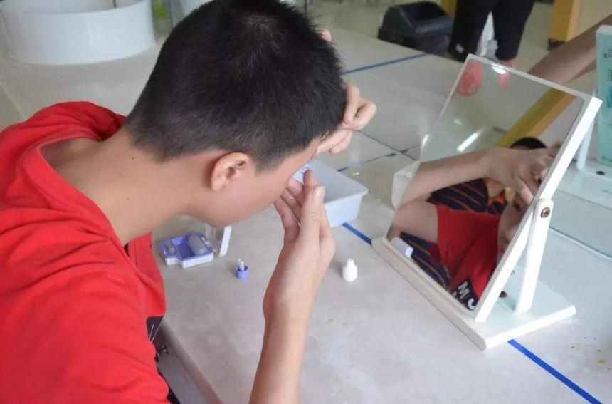 孩子近视戴角膜塑形镜有效果吗,孩子用的角膜塑形镜