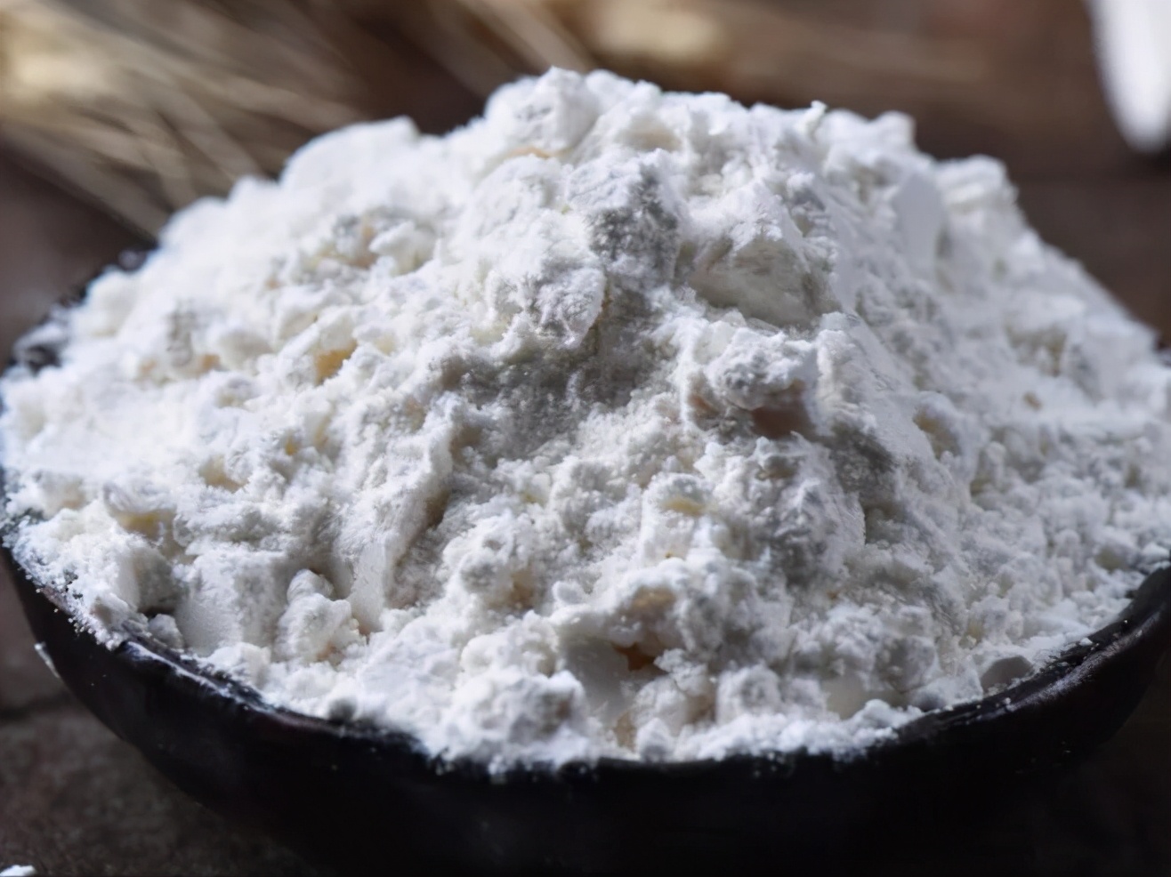 蒸馒头使用高筋面粉还是低筋面粉,蒸馒头要高筋面粉还是低筋面粉