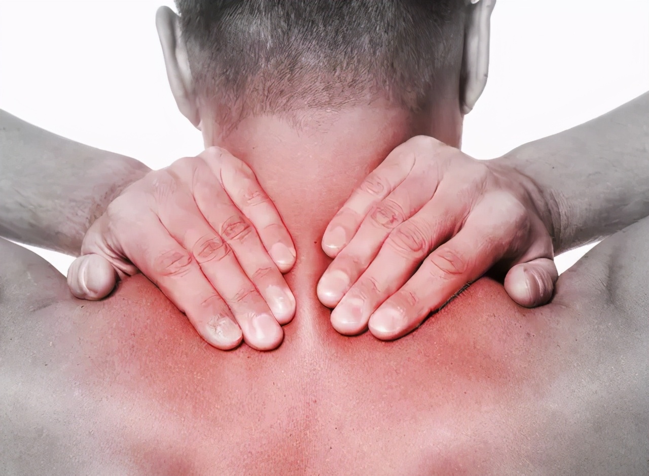 颈椎为什么会导致脖子发麻,颈椎影响全身麻木酸胀痛怎么缓解