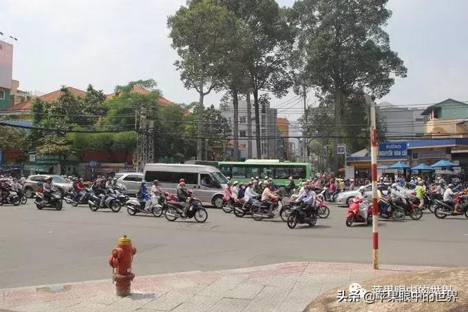 一个让人又爱又恨的县城,一座让人又爱又恨的城市