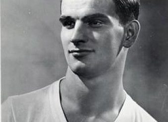 足坛头球高手,足坛里头球最厉害的是谁