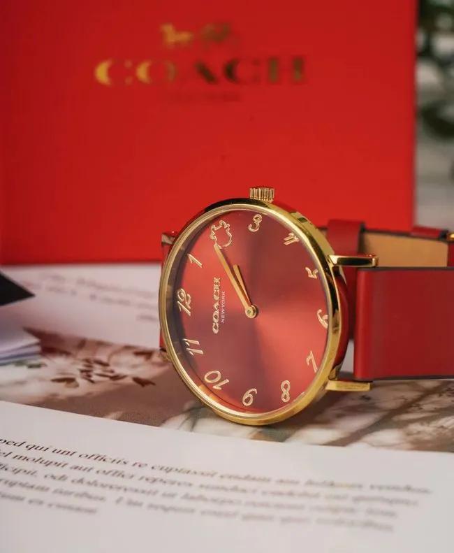 巴宝莉和lv哪个好,巴宝莉lv