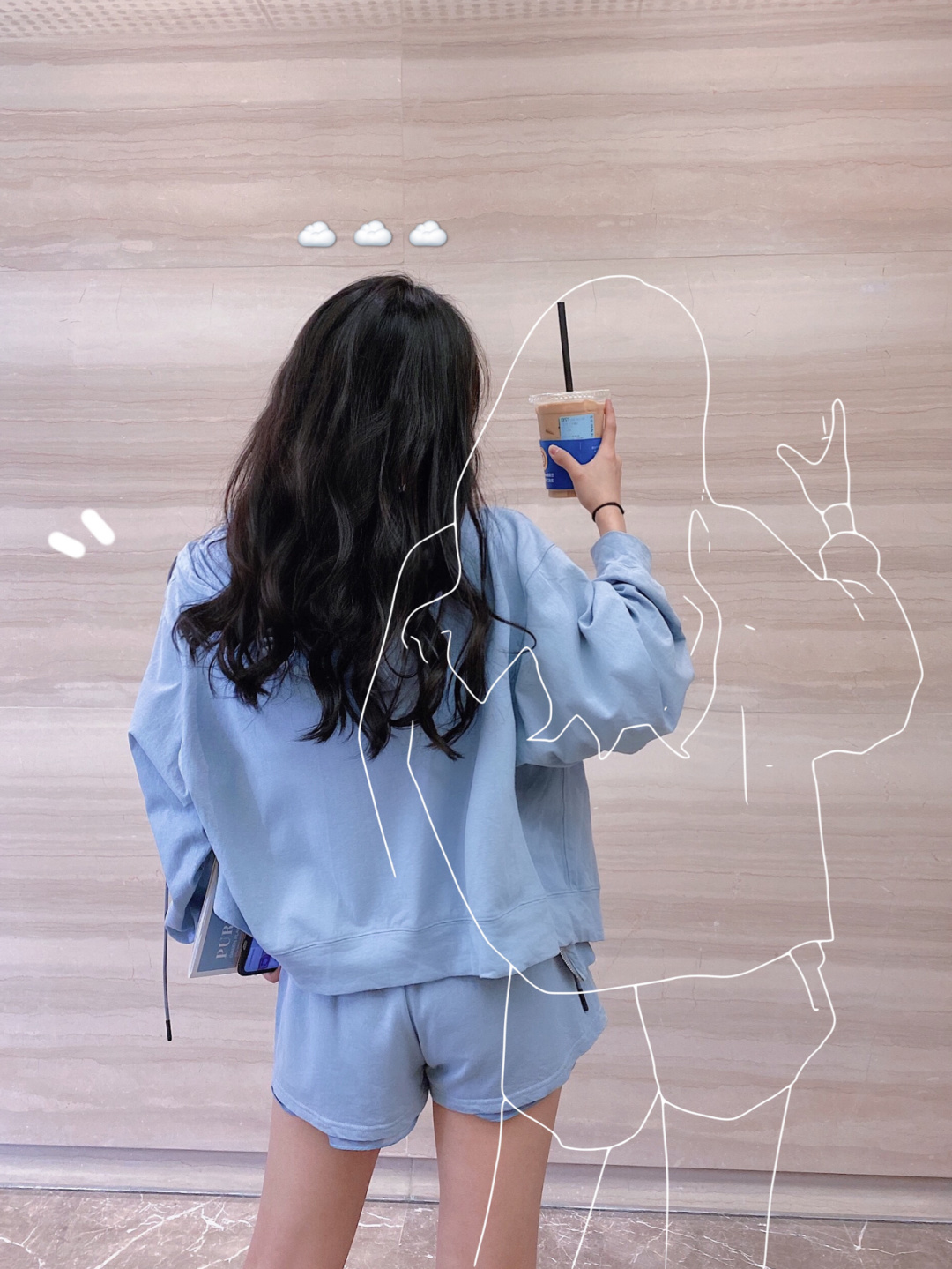 21种经典的拍照姿势,不露脸拍照姿势不重样