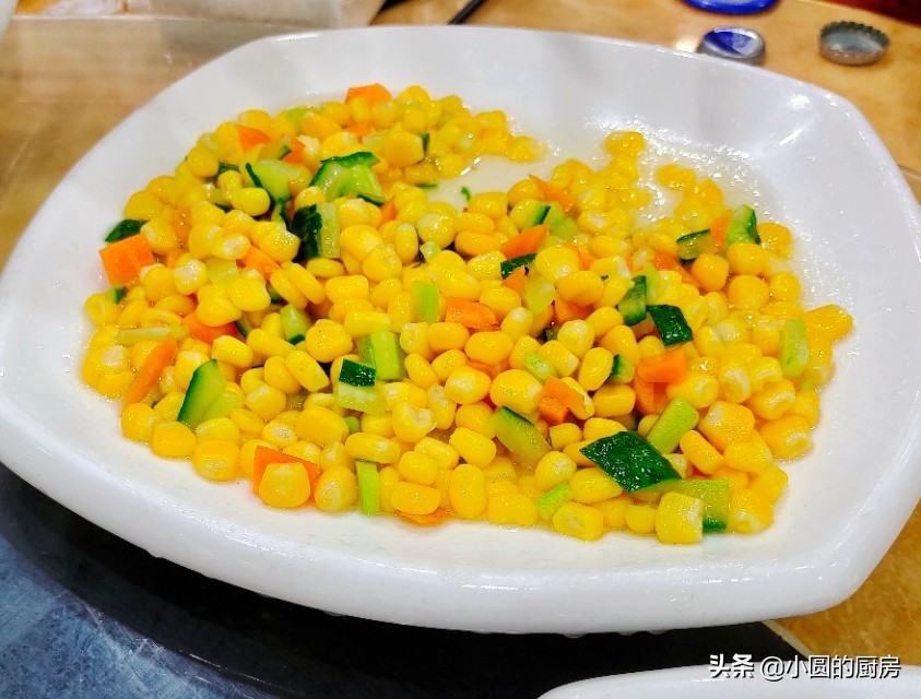 朋友请吃饭点了很多菜该怎么说,朋友请客点了七个菜