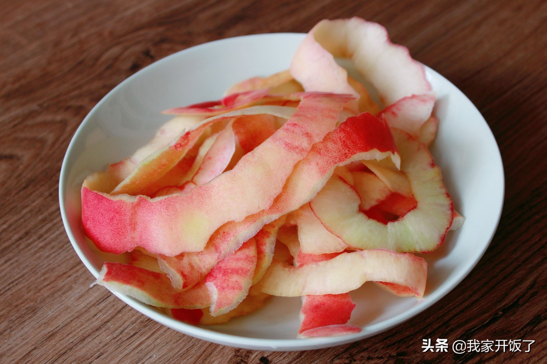 桃子罐头怎样做好吃不坏,自制桃子罐头不去皮