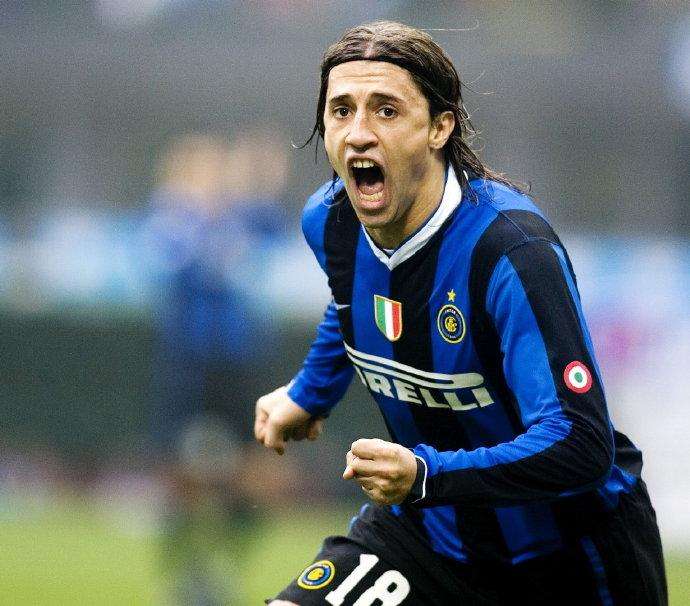 因扎吉和托雷斯谁帅,抢点型前锋是饼锋吗