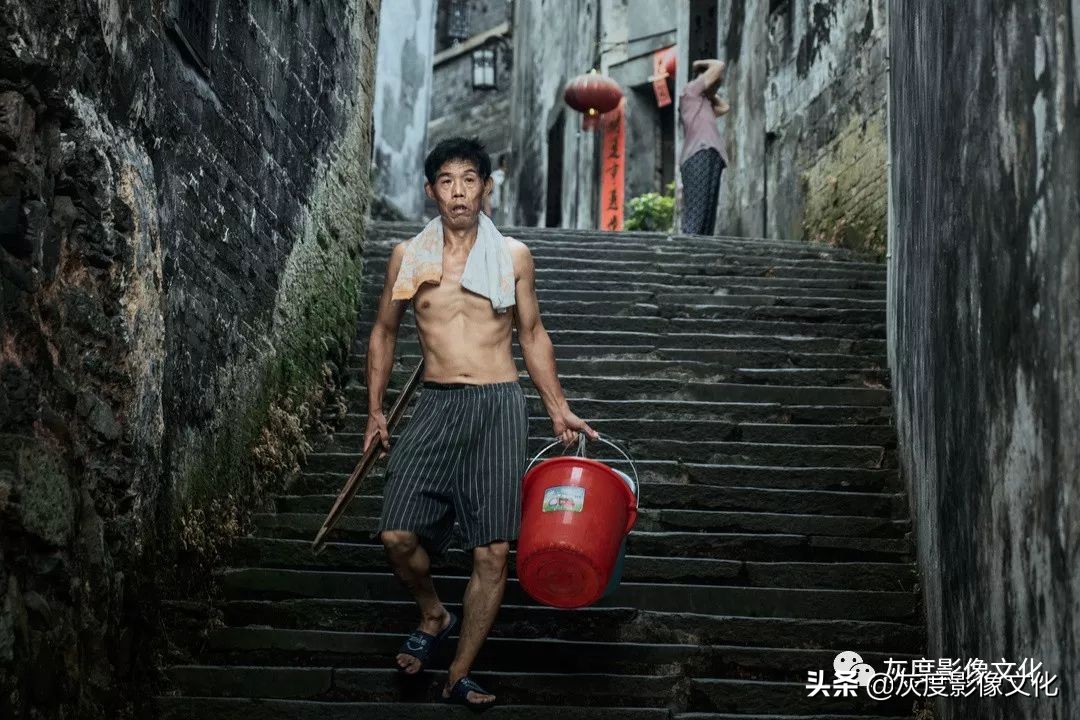 摄影人与自然和谐共生,摄影人像一生有爱