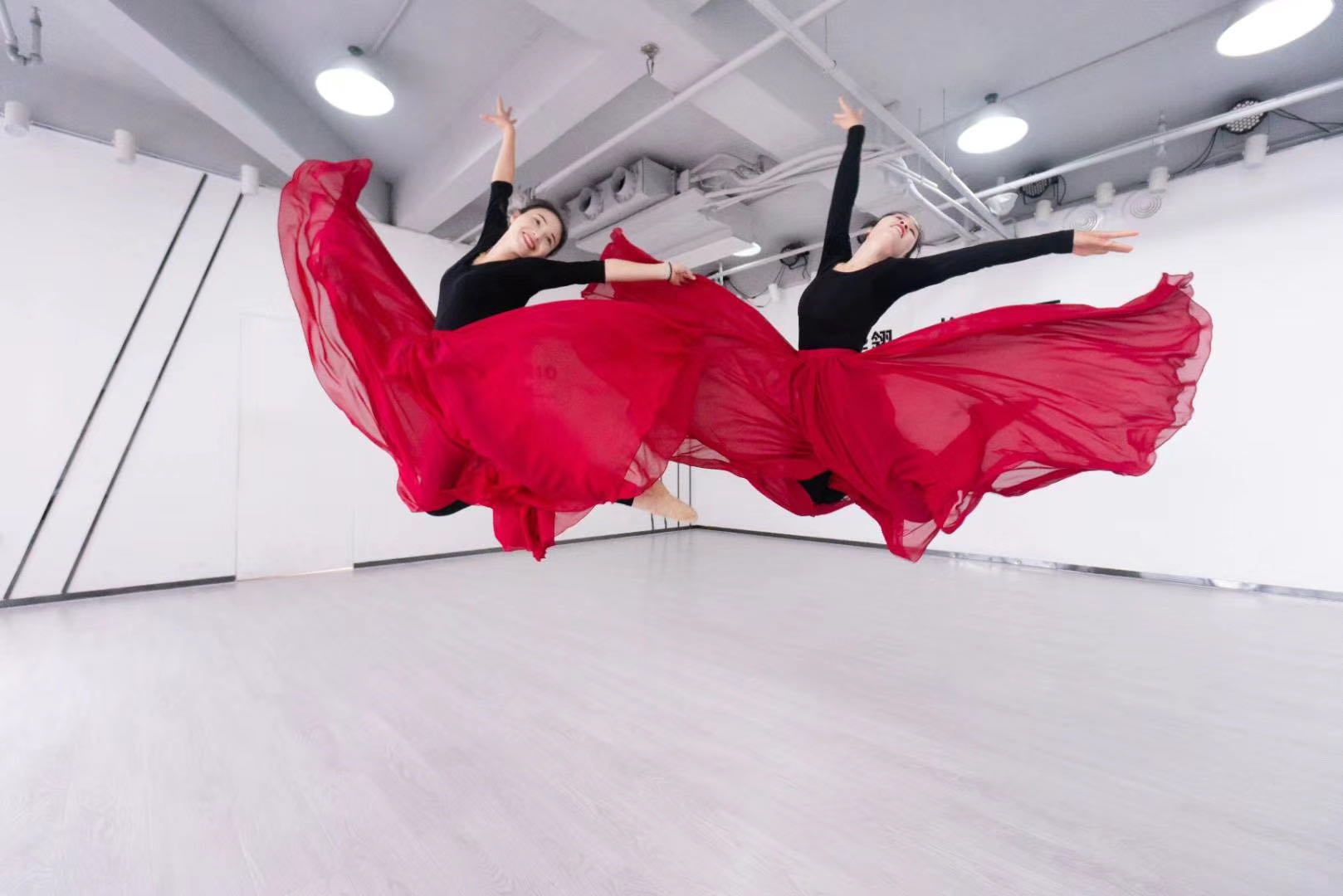 深圳哪里有成人舞蹈培训学校,深圳哪里有舞蹈培训班