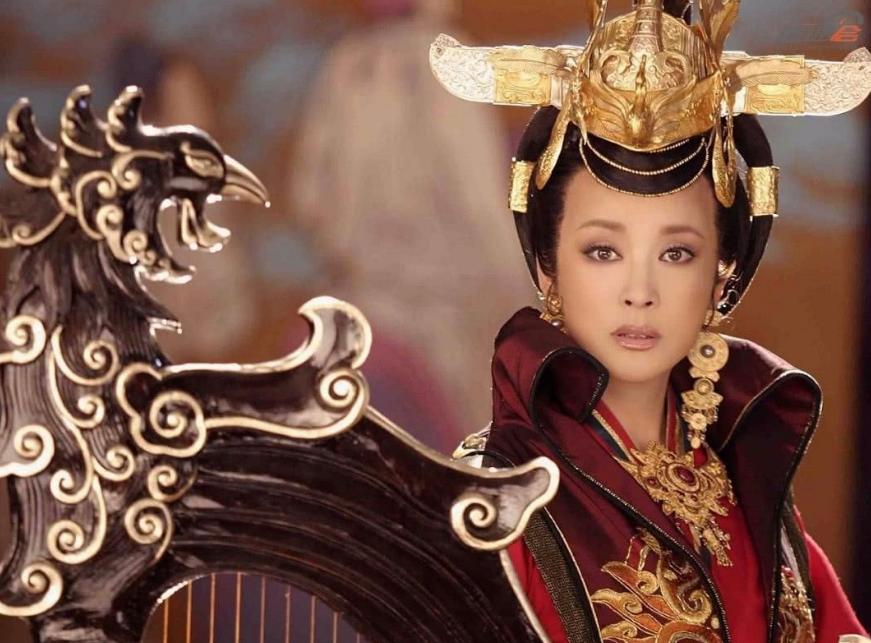 一代女皇武则天无字碑之谜,在无字碑上对武则天作全面评价