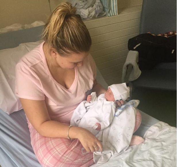 怀孕误喝避孕药肚子疼,女人喝了避孕药怀孕后肚子疼