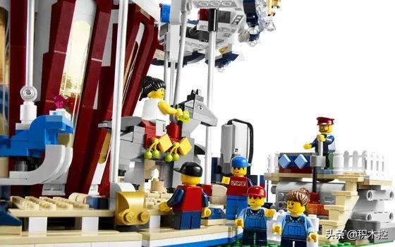 用超大乐高做超大鬼屋是什么体验,真实恐怖乐高游乐场