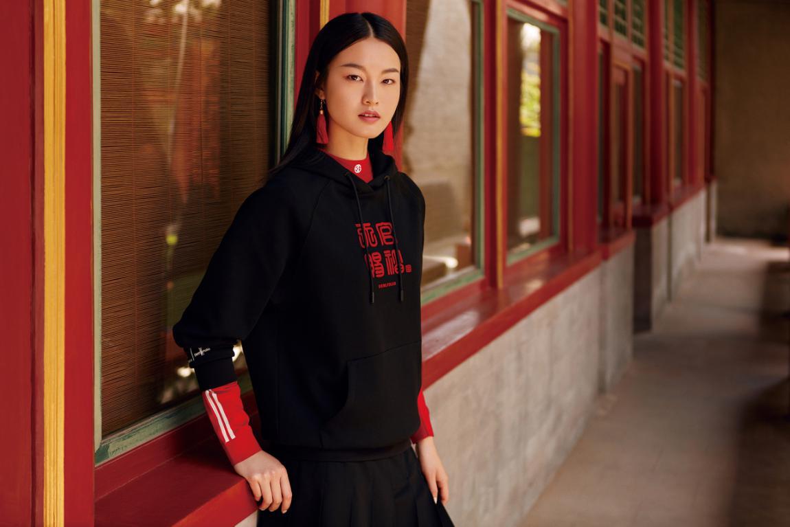 浼楁槦浜浉鏃跺皻搴嗗吀,浼楁槦浜戦泦鏃跺皻鐩涘吀