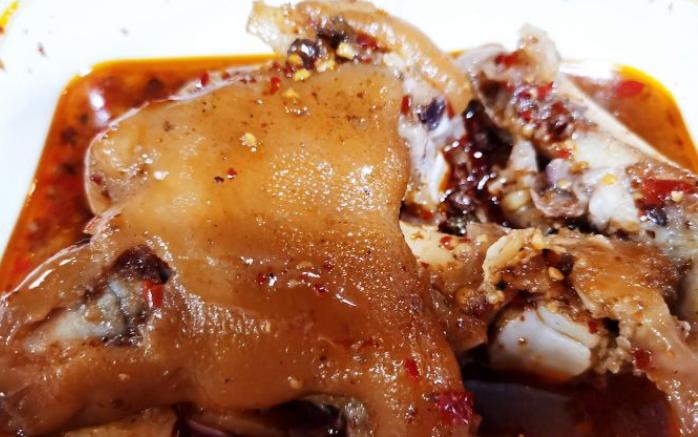 郑州有名的卤猪蹄,新郑市麻辣猪蹄