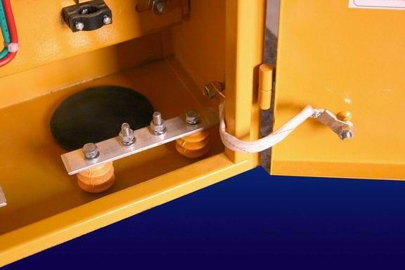 工地临时用电总配电柜技术规格书,施工临时用电配电箱标准现场做法