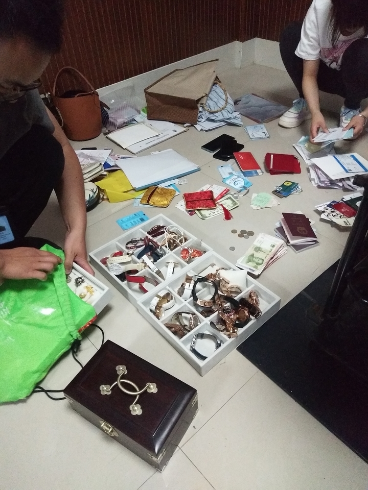 这个具有“法国国籍”的女子7年骗“友”320万...