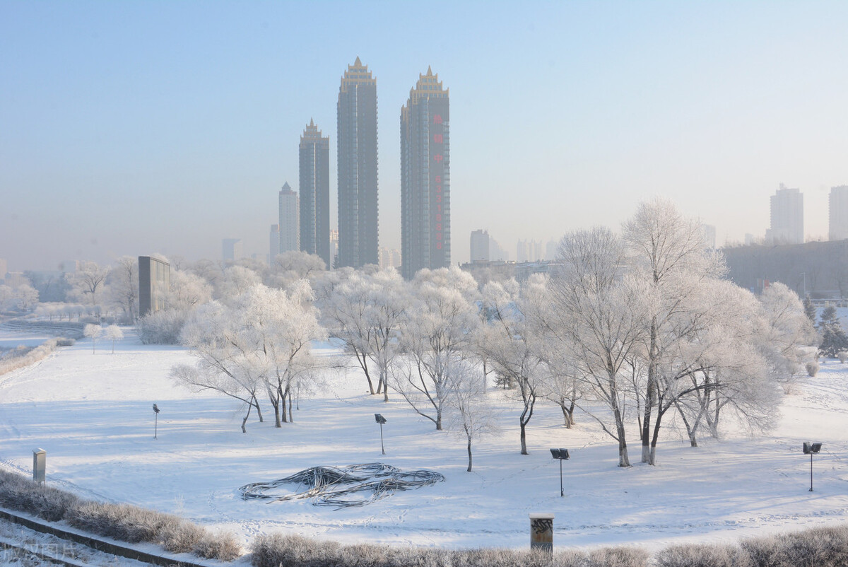 鞍山和大庆哪个城市人多,大庆吉林市鞍山市对比