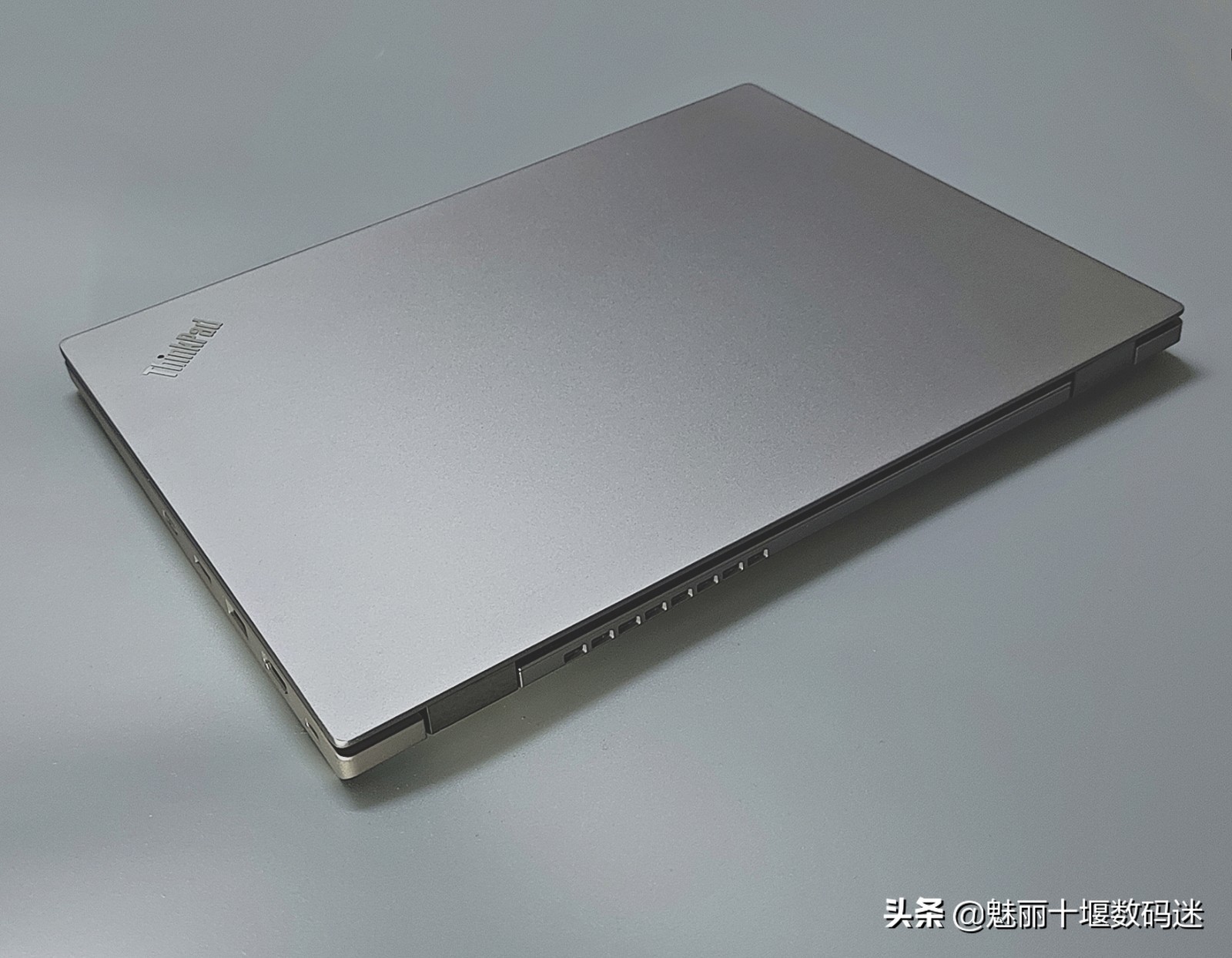 thinkpads22016款评测,升级版的thinkpad2020s2值得买么