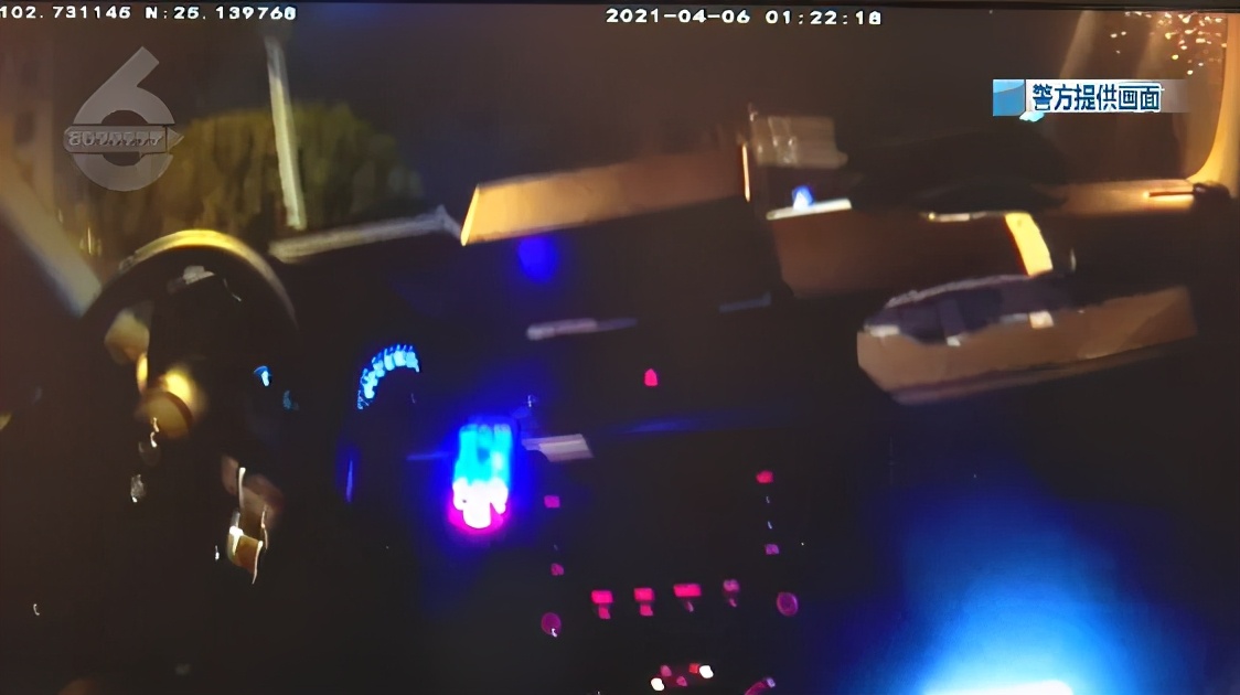 潇洒过头就是悲剧！两名大学生租共享汽车深山探险被困救援波折重重太“费”警察