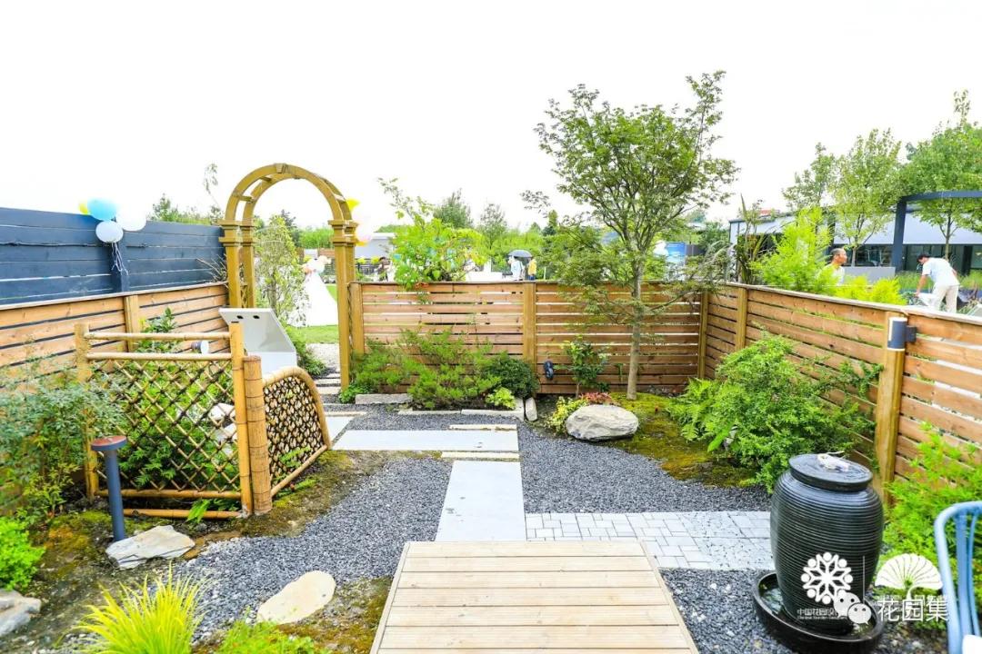 鑺卞洯鐩涘涔愯嚦,鑺卞洯鐩涘瀹屾暣