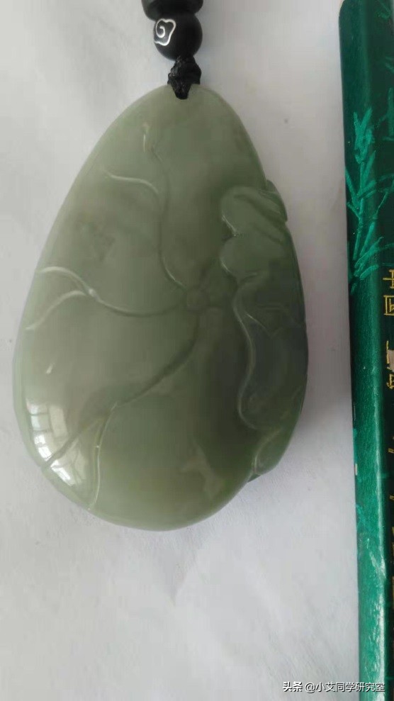 我虽然是名珠宝鉴定师，但让我肉眼识金就有些过分了