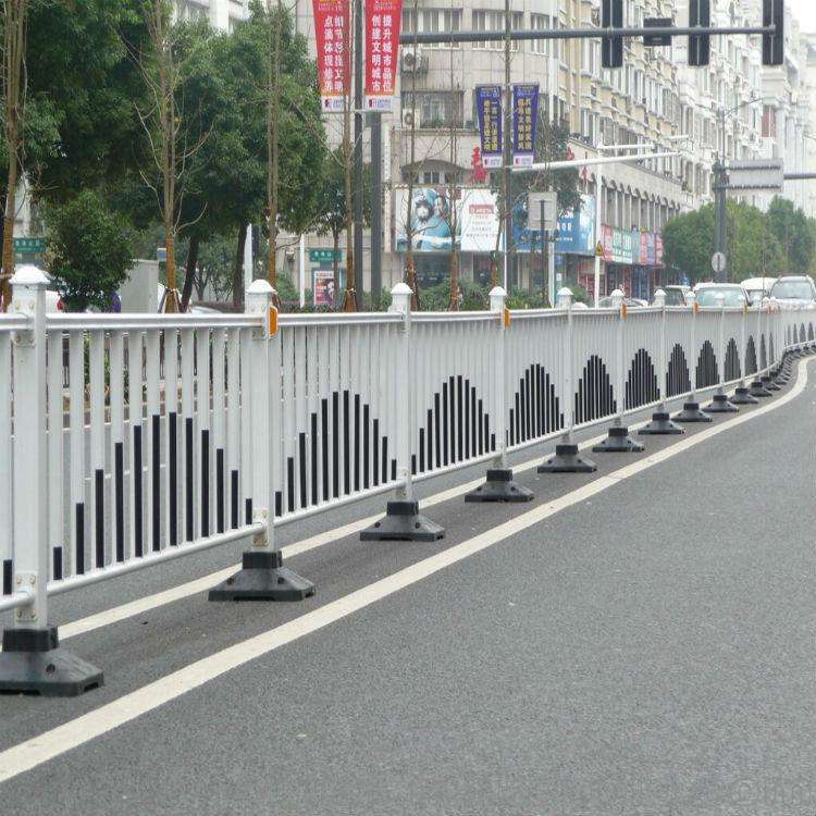 热门护栏网厂家,道路护栏围栏厂家