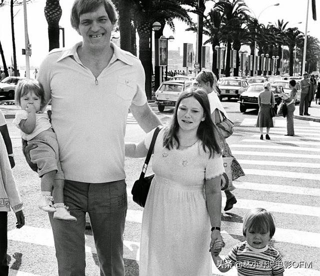 007大钢牙国语版,007大钢牙