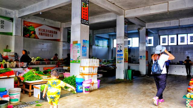 一个人去三亚的旅游攻略怎么做,三亚旅行攻略和注意事项大全