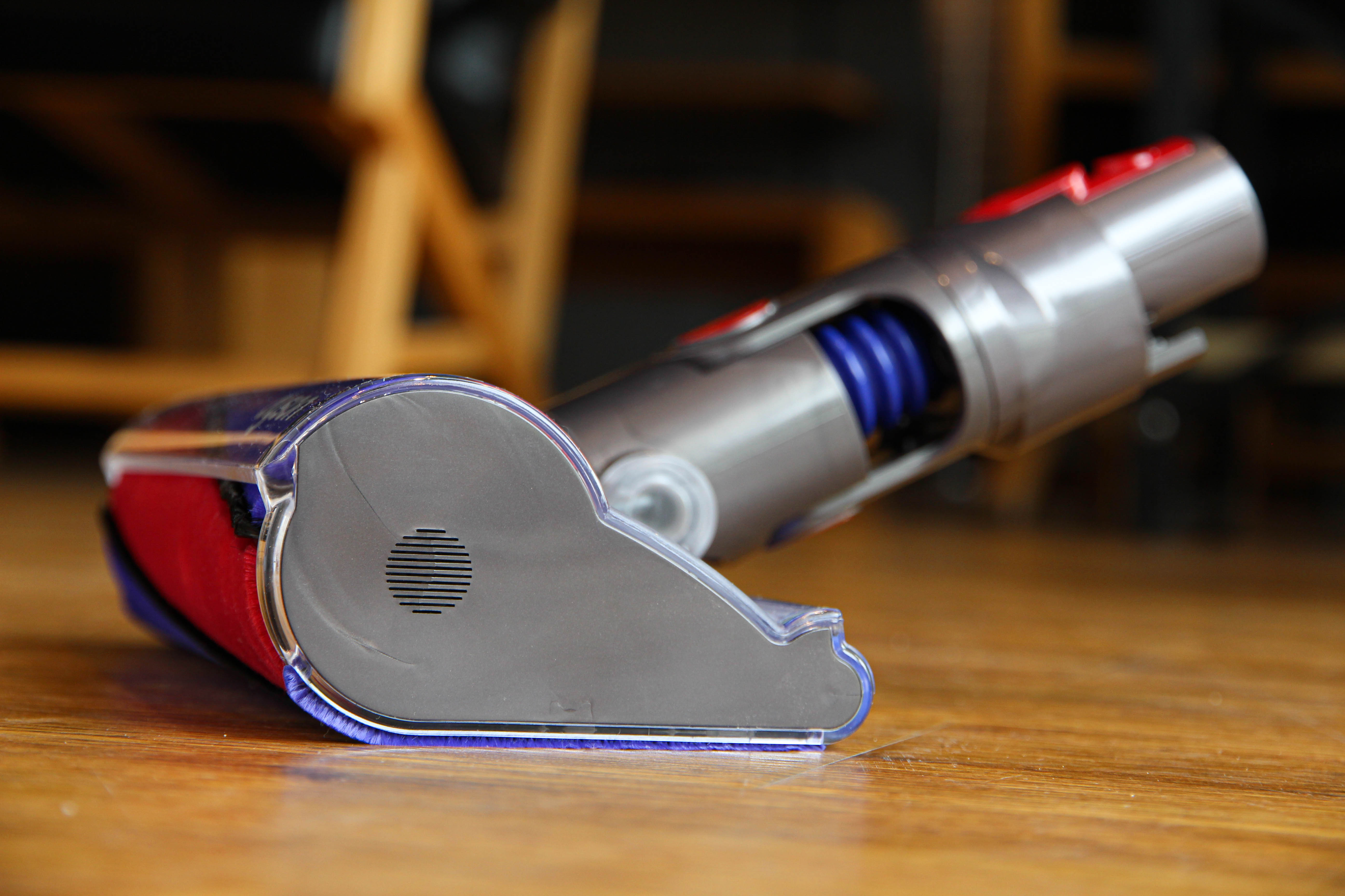 戴森吸尘器v8fluffyorigin拆洗,戴森吸尘器v8如何选择