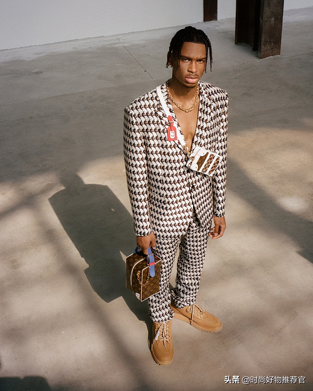 LV新包|NBA合作系列：篮网元素，红白蓝3色细节