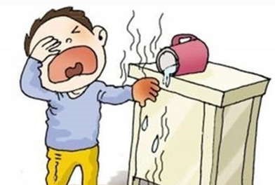 烫伤涂牙膏后已经有泡了怎么办,烫伤抹牙膏干了怎么处理