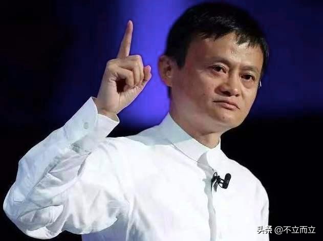 马云存3150亿一年利息多少,马云3000亿存银行每天有多少利