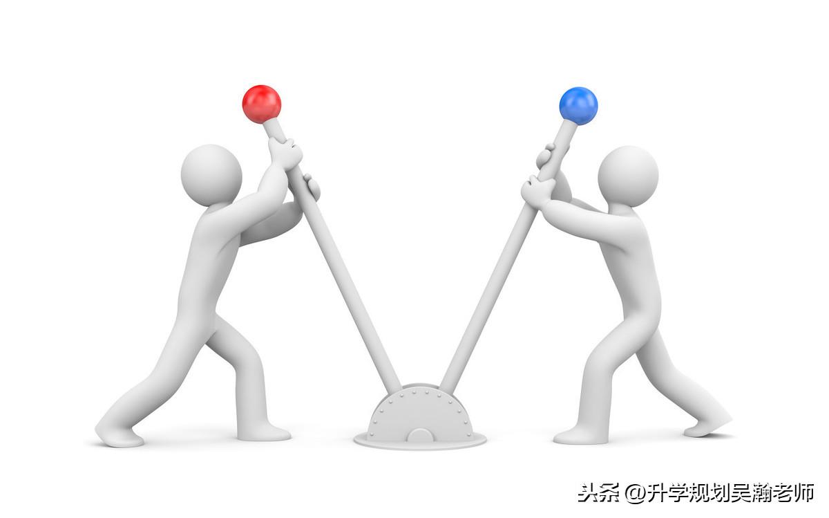 先拿毕业证再拿学位证,本科有毕业证无学位证