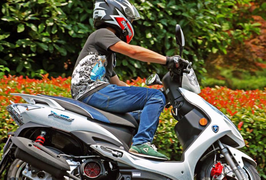 小排量踏板车带双通道abs车型推荐,带abs的几款125踏板车前后碟刹