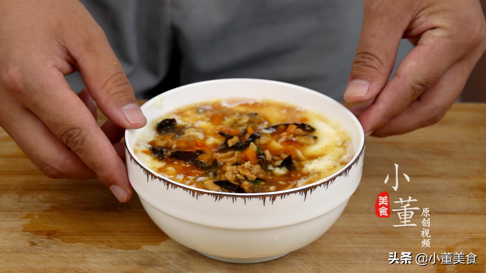 简单自制豆腐脑做法视频,在家自制豆腐脑鲜嫩爽滑入口即化