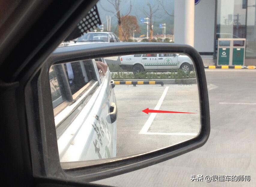 科目二倒车入库如何找准点位手动,自动挡倒车入库科目二准确点教学