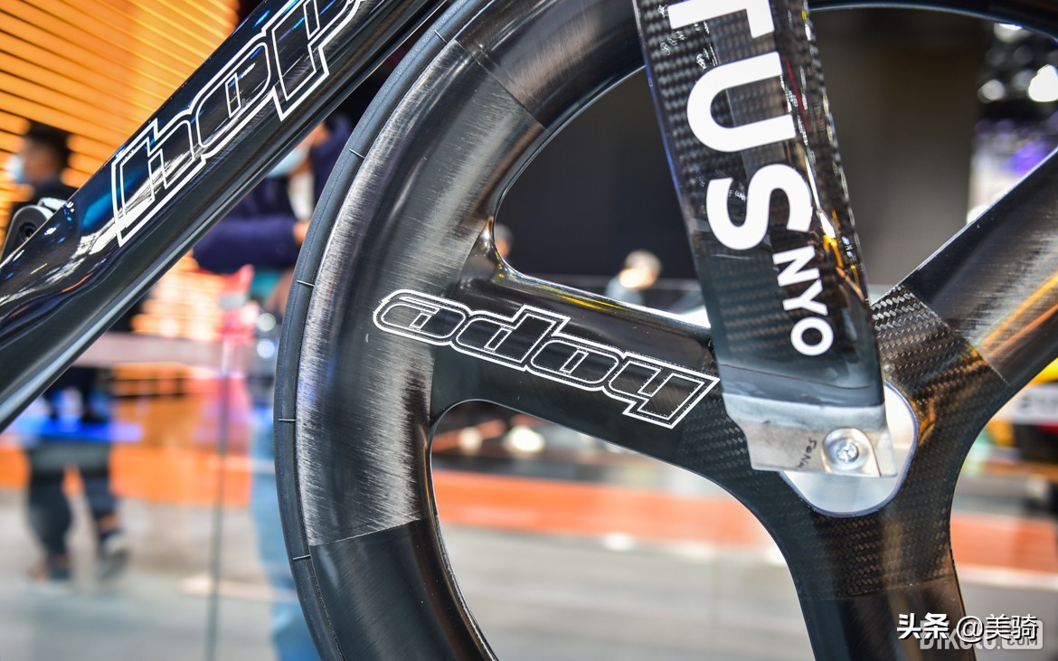 超贵的新世代场地车HopeXLotusHB.T国内首秀