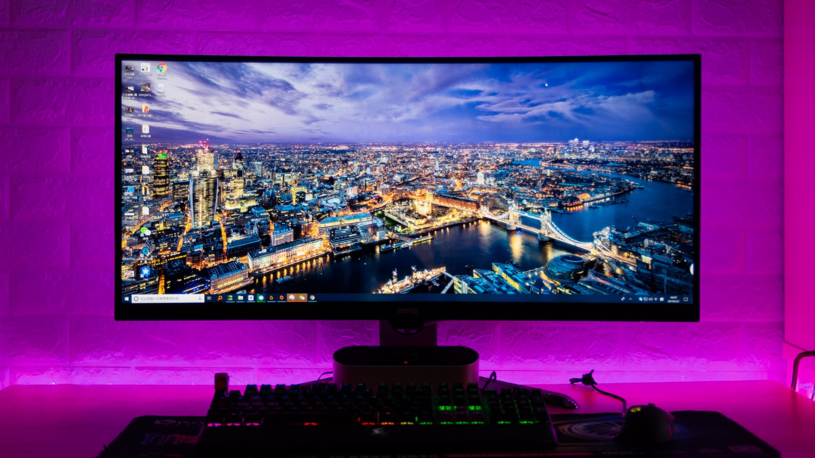 ledrgb灯带效果展示,yeelight智能彩光灯带和泛影灯带