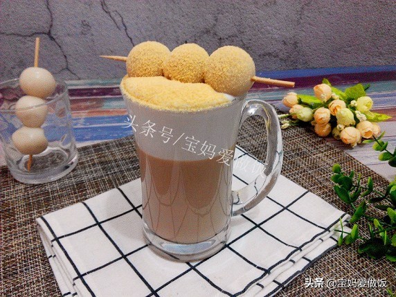 怎么用一杯元气满满乳茶做奶茶,手把手教你做奶茶之红豆椰果奶茶
